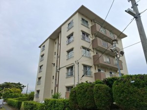 藤沢市辻堂西海岸、マンションの画像です