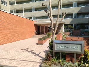 藤沢市鵠沼海岸、マンションの画像です