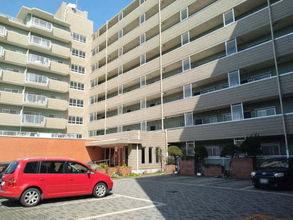 藤沢市鵠沼海岸、マンションの画像です