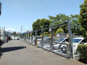 藤沢市辻堂新町、マンションの駐車場画像です