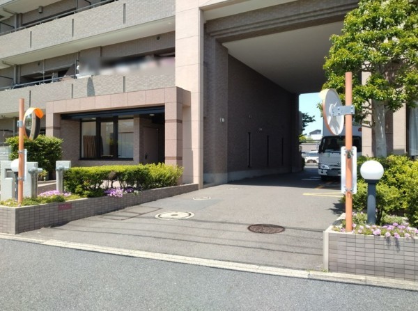藤沢市辻堂新町、マンションのエントランス画像です