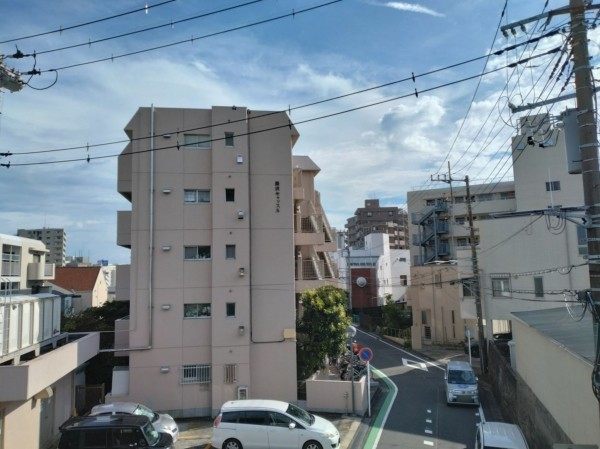 藤沢市藤沢、マンションの外観画像です