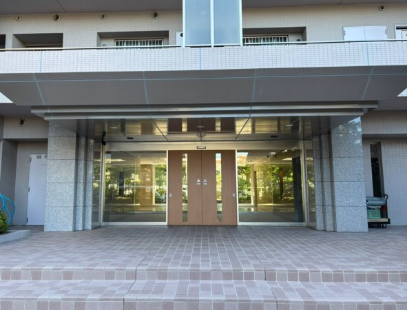 藤沢市藤沢、マンションの画像です