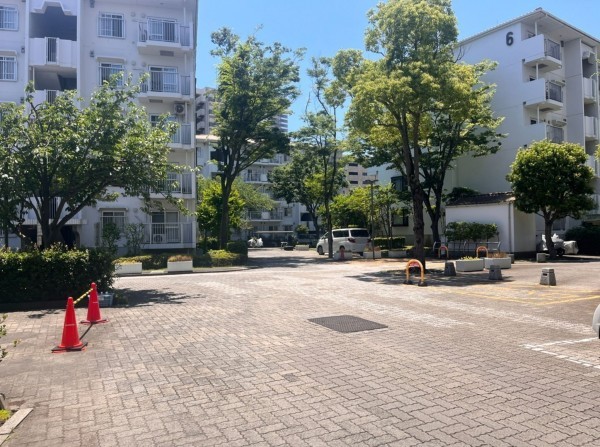 藤沢市辻堂新町、マンションの外観画像です