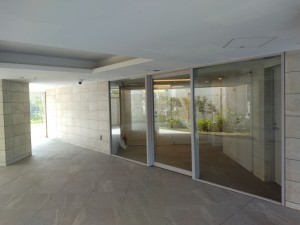 藤沢市片瀬、マンションのエントランス画像です