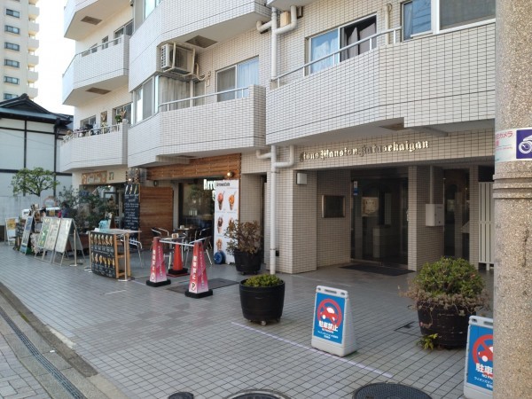 藤沢市片瀬、マンションのエントランス画像です