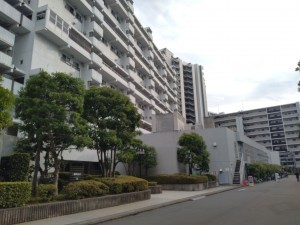 藤沢市鵠沼東、マンションの外観画像です