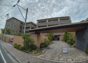 藤沢市鵠沼橘、マンションの外観画像です