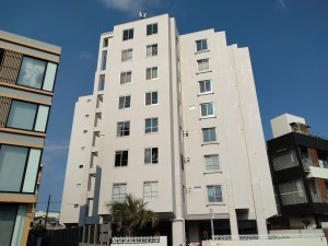 藤沢市片瀬海岸、マンションの外観画像です