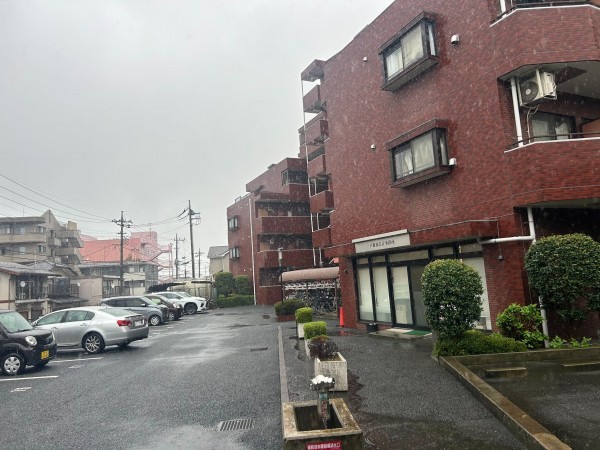 前橋市三河町、マンションの外観画像です