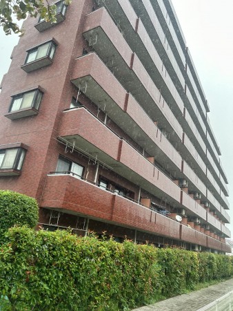 前橋市三河町、マンションの外観画像です