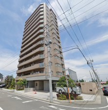 前橋市国領町、マンションの外観画像です
