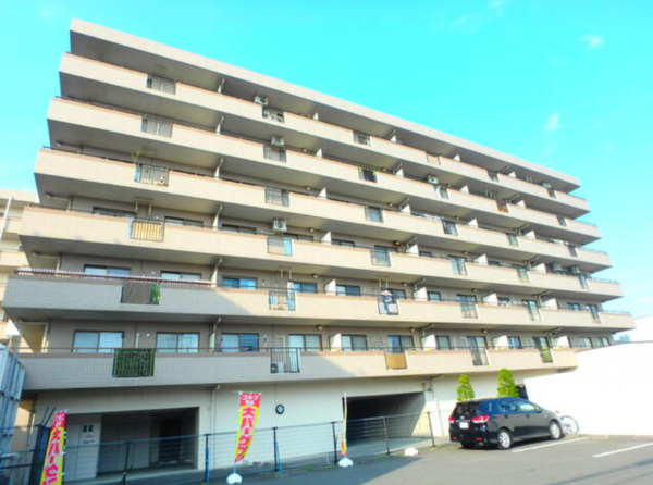 前橋市古市町、マンションの外観画像です
