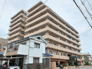 前橋市表町、マンションの外観画像です