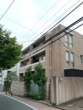 渋谷区松濤、マンションの外観画像です