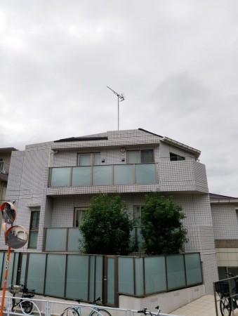 目黒区青葉台、マンションの外観画像です