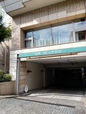 渋谷区代官山町、マンションの駐車場画像です