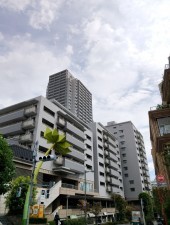 渋谷区代官山町、マンションの外観画像です