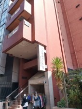 渋谷区宇田川町、マンションのエントランス画像です