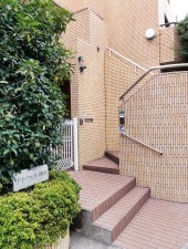 渋谷区神山町、マンションのエントランス画像です