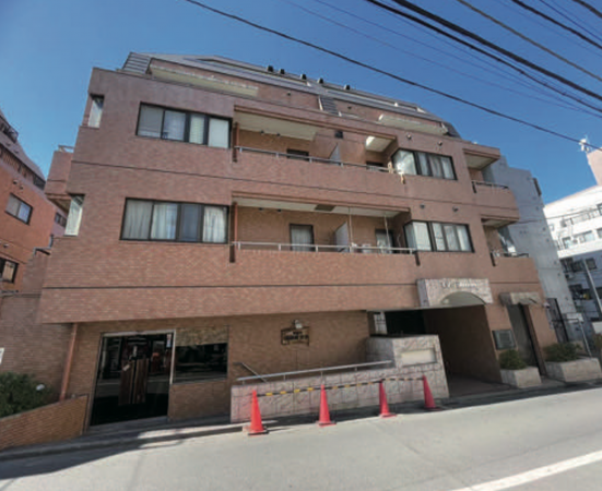 渋谷区円山町、マンションの外観画像です