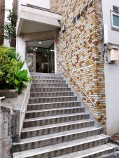 渋谷区桜丘町、マンションのエントランス画像です