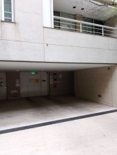 渋谷区南平台町、マンションの駐車場画像です