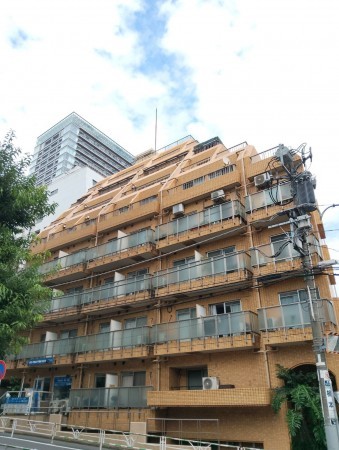 渋谷区桜丘町、マンションの画像です