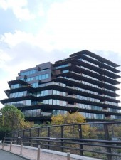 渋谷区神宮前、マンションの外観画像です