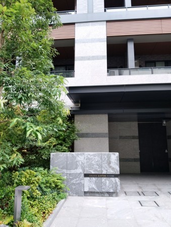 渋谷区渋谷、マンションのエントランス画像です