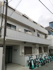 渋谷区神山町、マンションの外観画像です