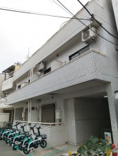 渋谷区神山町、マンションの外観画像です