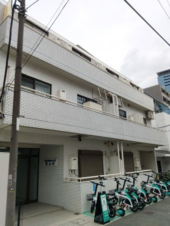 渋谷区神山町、マンションの外観画像です