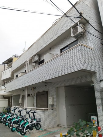 渋谷区神山町、マンションの外観画像です