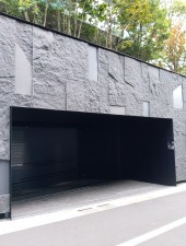 渋谷区南平台町、マンションの駐車場画像です