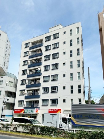 渋谷区東、マンションの外観画像です