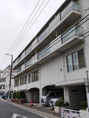 渋谷区渋谷、マンションの外観画像です