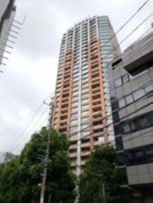 渋谷区渋谷、マンションの外観画像です