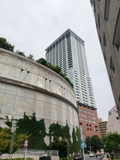 目黒区大橋、マンションの外観画像です