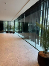 渋谷区渋谷、マンションのエントランス画像です