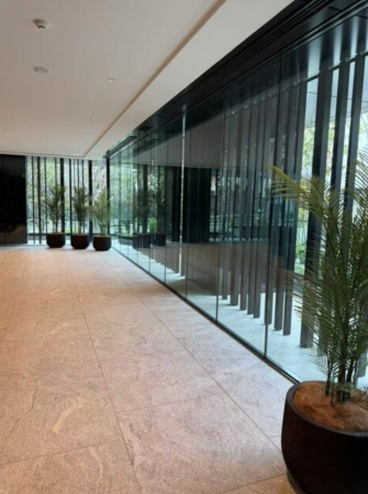 渋谷区渋谷、マンションのエントランス画像です