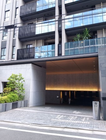 渋谷区南平台町、マンションの駐車場画像です