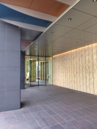 渋谷区宇田川町、マンションのエントランス画像です