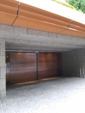 渋谷区南平台町、マンションの駐車場画像です