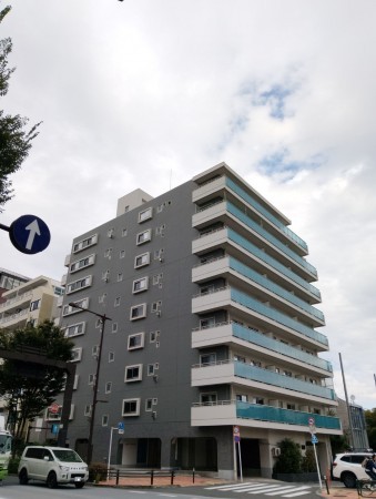 渋谷区松濤、マンションの外観画像です