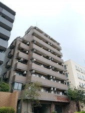 渋谷区神泉町、マンションの外観画像です