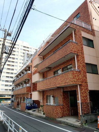 渋谷区東、マンションの外観画像です