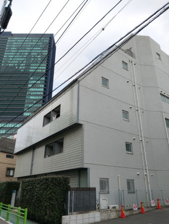 目黒区青葉台、マンションの外観画像です