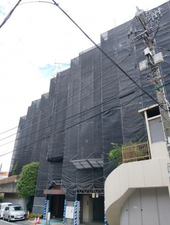 渋谷区猿楽町、マンションの外観画像です