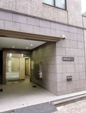 渋谷区渋谷、収益物件/店舗のエントランス画像です